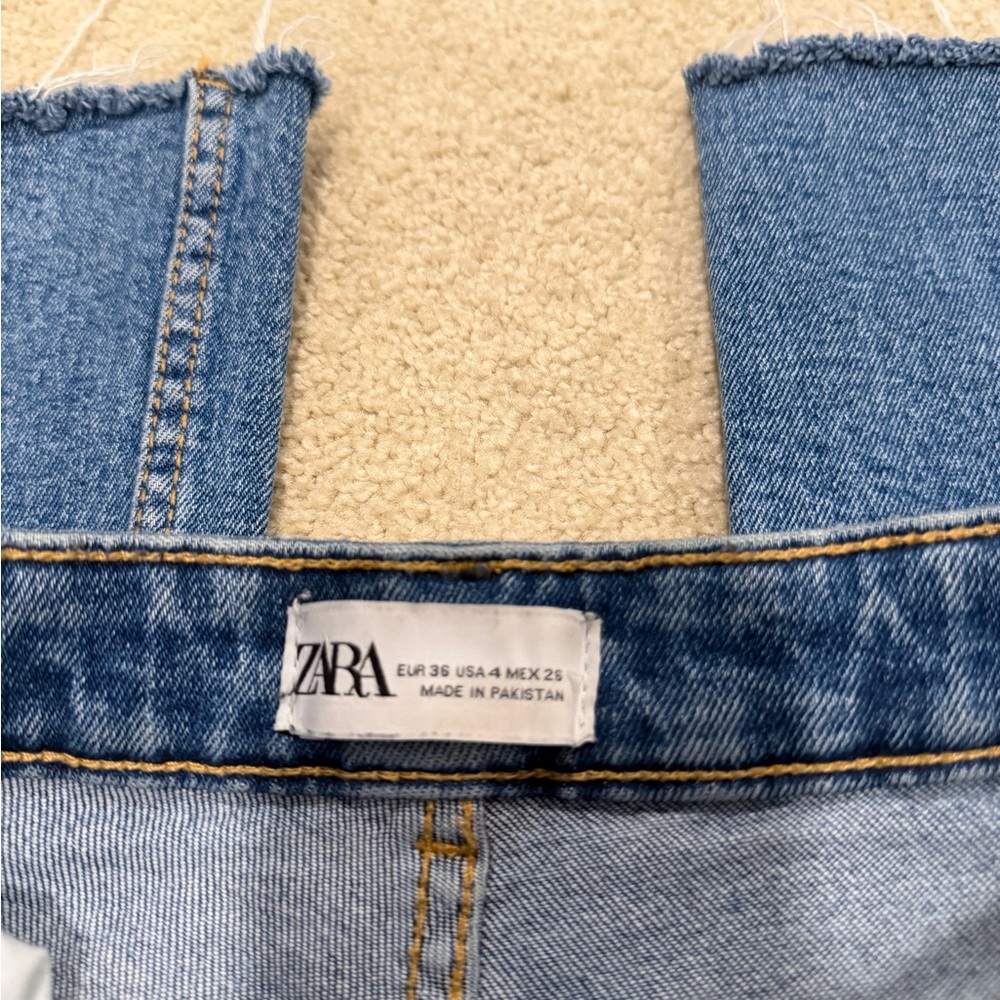 Zara mid-rise Flare Cropped Jeans - Picture 6 of 8